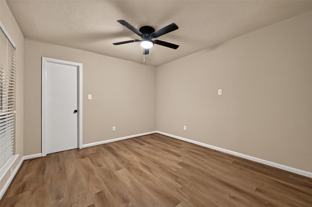 1818 Lansdowne Drive, Richmond, TX 77406