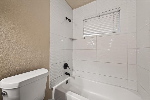 1818 Lansdowne Drive, Richmond, TX 77406