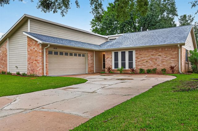 1818 Lansdowne Drive, Richmond, TX 77406