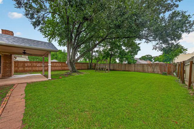 1818 Lansdowne Drive, Richmond, TX 77406