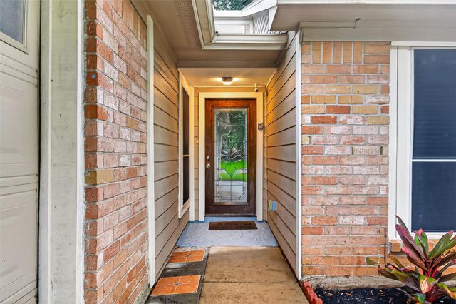 1818 Lansdowne Drive, Richmond, TX 77406