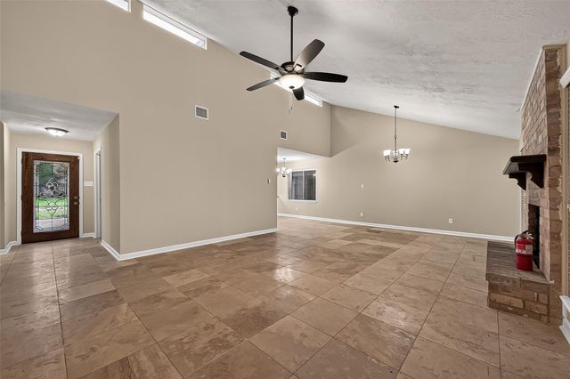 1818 Lansdowne Drive, Richmond, TX 77406