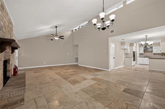 1818 Lansdowne Drive, Richmond, TX 77406