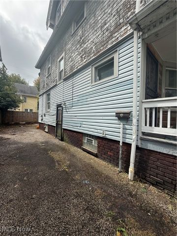 9108 Parmelee Avenue, Cleveland, OH 44108