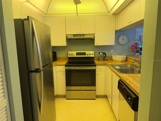 634 BIRD BAY DRIVE E 201, Venice, FL 34285