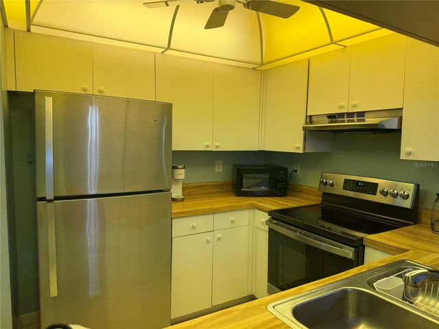 634 BIRD BAY DRIVE E 201, Venice, FL 34285