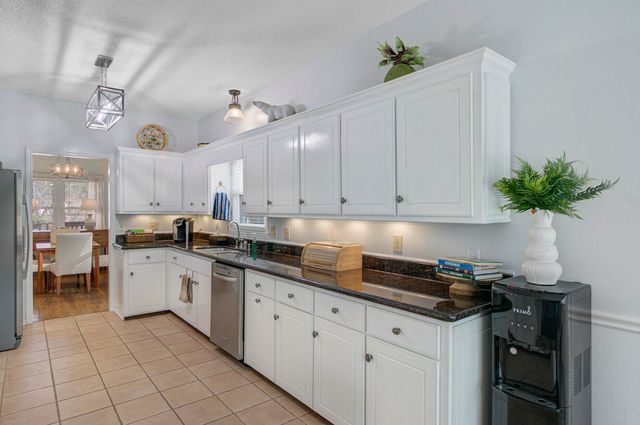 5556 Gallatin Road, North Charleston, SC 29420