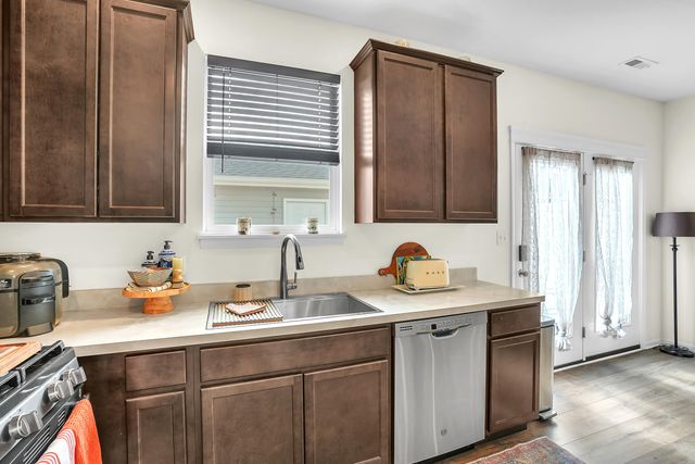 1049 E 117th Place, Crown Point, IN 46307