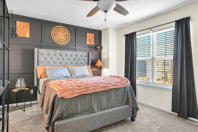 1049 E 117th Place, Crown Point, IN 46307