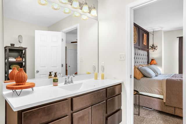 1049 E 117th Place, Crown Point, IN 46307