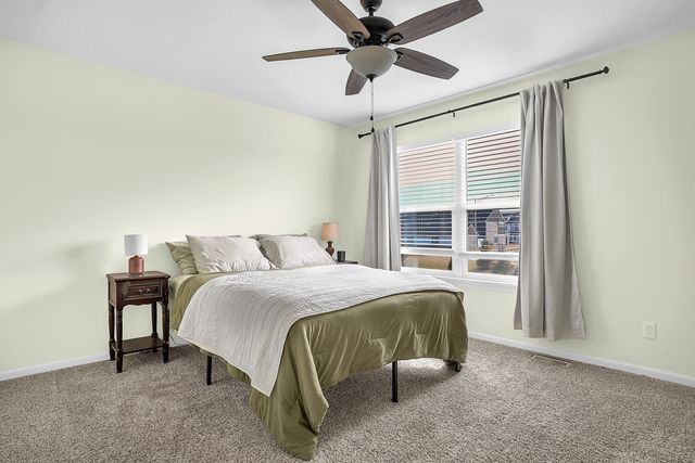 1049 E 117th Place, Crown Point, IN 46307