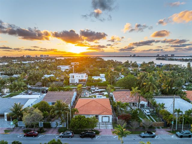 7940 Hawthorne Ave, Miami Beach, FL 33141