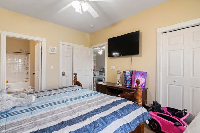 4847 Luster Leaf Cir Apt 301, Myrtle Beach, SC 29577