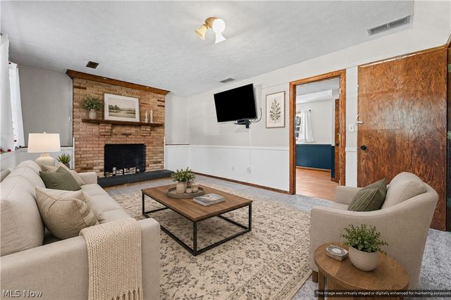 1524 Hightower Drive, Uniontown, OH 44685