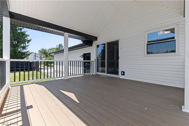 1524 Hightower Drive, Uniontown, OH 44685
