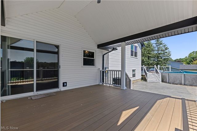 1524 Hightower Drive, Uniontown, OH 44685