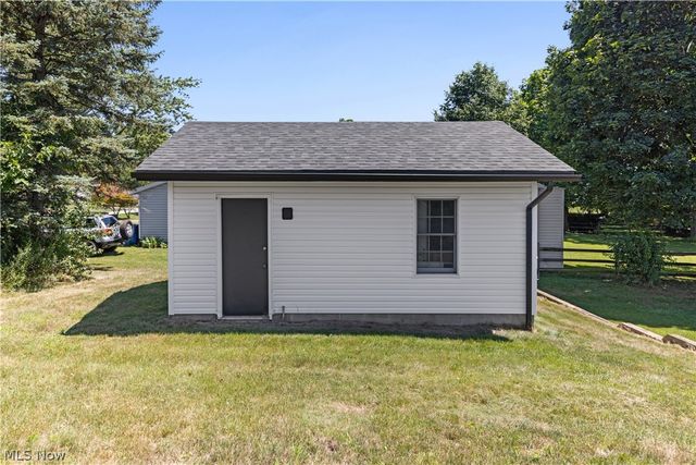 1524 Hightower Drive, Uniontown, OH 44685