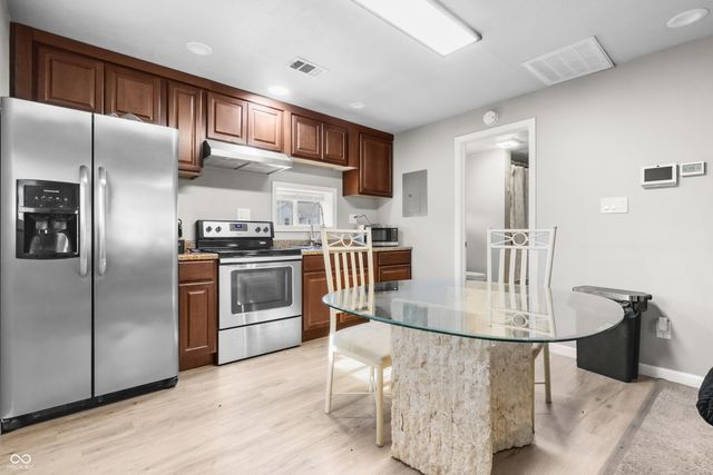 1918 Elm Street, Columbus, IN 47201