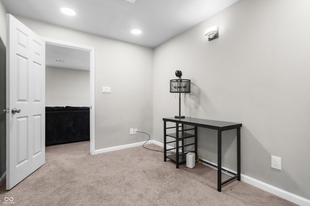 1918 Elm Street, Columbus, IN 47201