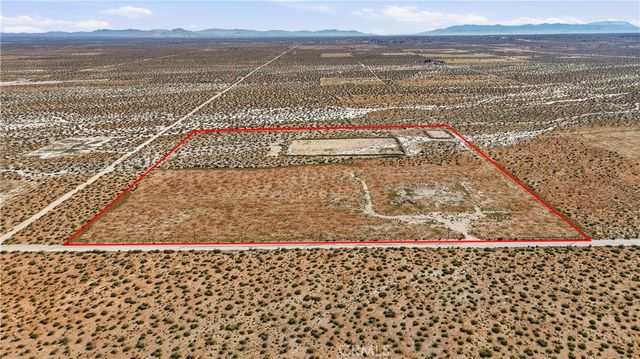 14765 Oasis, Phelan, CA 92371