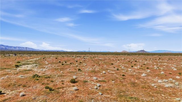 14765 Oasis, Phelan, CA 92371