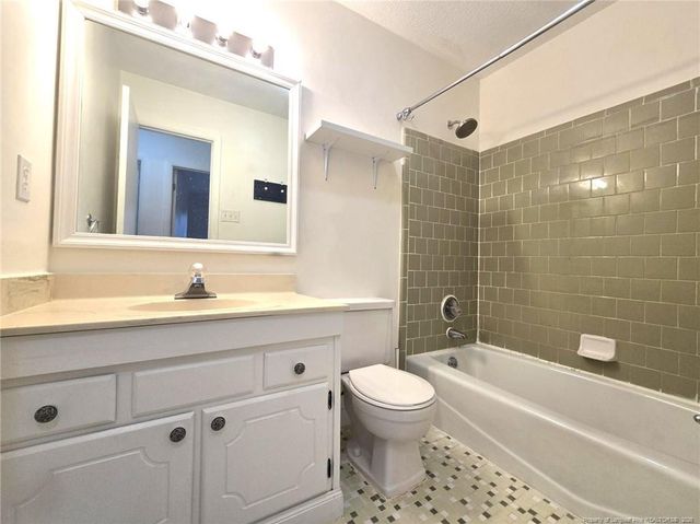 6750-B Irongate Drive, Fayetteville, NC 28306