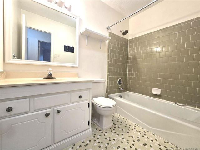 6750-B Irongate Drive, Fayetteville, NC 28306