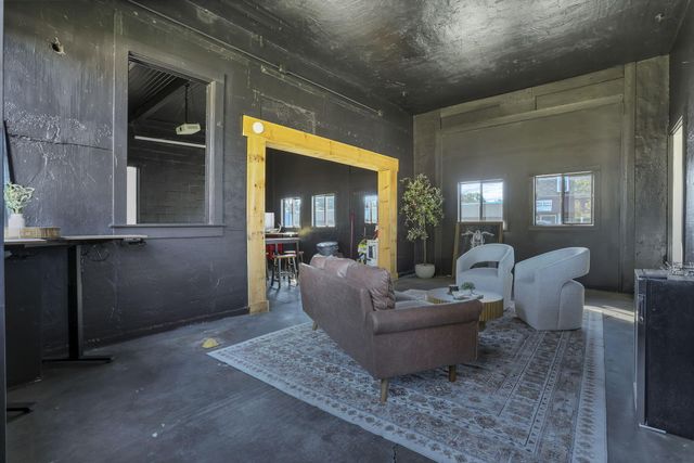 5 E Main Street, Danville, OH 43014