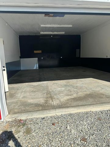 5 E Main Street, Danville, OH 43014