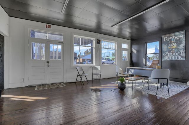 5 E Main Street, Danville, OH 43014