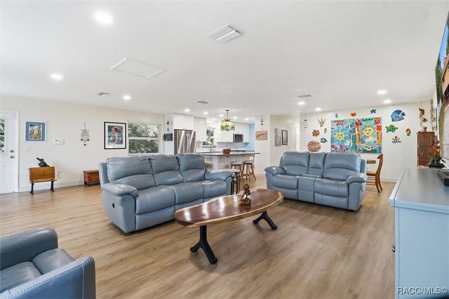 6905 W Riverbend Road, Dunnellon, FL 34433