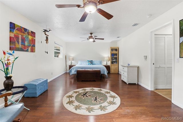 6905 W Riverbend Road, Dunnellon, FL 34433