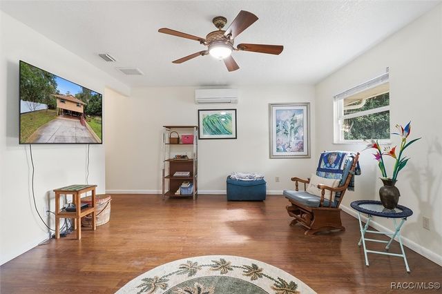 6905 W Riverbend Road, Dunnellon, FL 34433