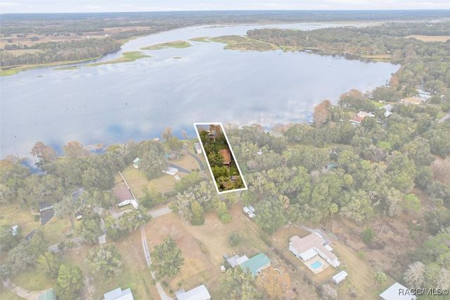 6905 W Riverbend Road, Dunnellon, FL 34433