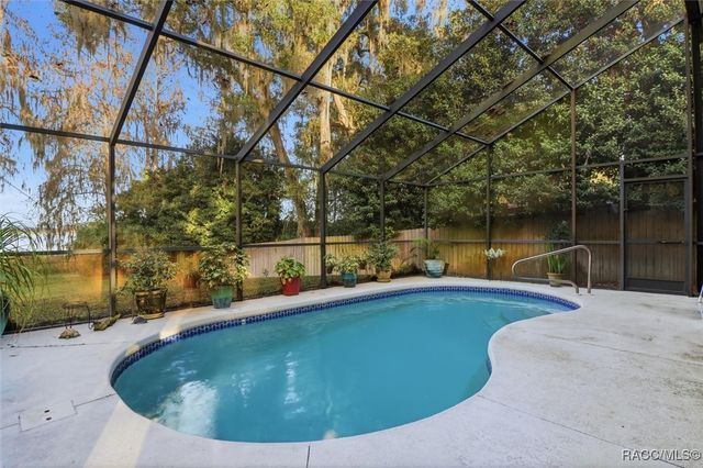 6905 W Riverbend Road, Dunnellon, FL 34433