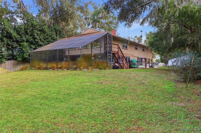 6905 W Riverbend Road, Dunnellon, FL 34433