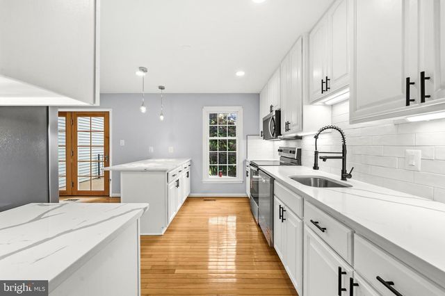 11720 PUTTING GREEN CT, Reston, VA 20191