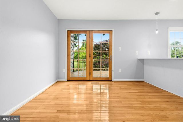 11720 PUTTING GREEN CT, Reston, VA 20191