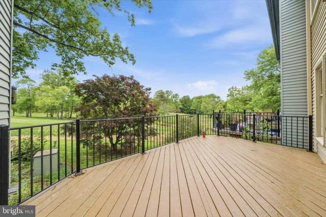 11720 PUTTING GREEN CT, Reston, VA 20191