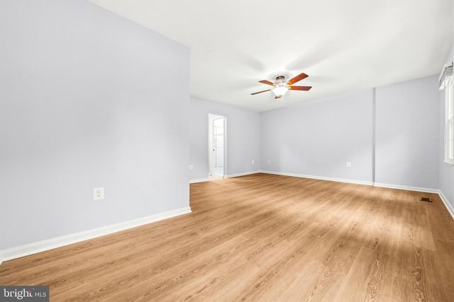 11720 PUTTING GREEN CT, Reston, VA 20191