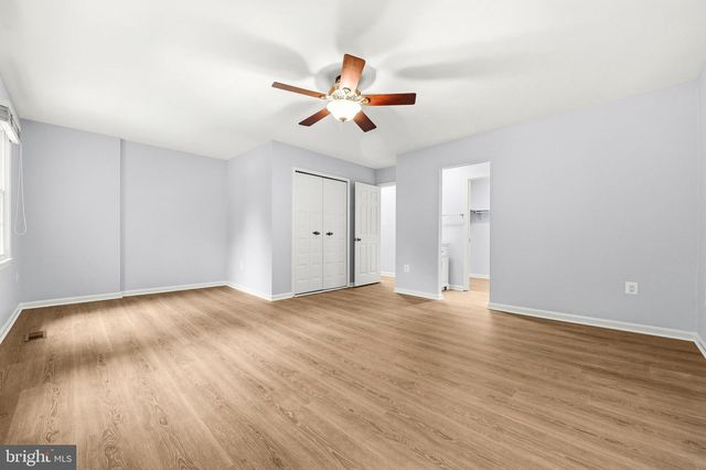 11720 PUTTING GREEN CT, Reston, VA 20191