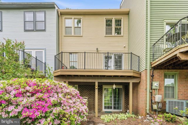 11720 PUTTING GREEN CT, Reston, VA 20191