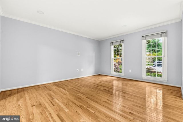 11720 PUTTING GREEN CT, Reston, VA 20191