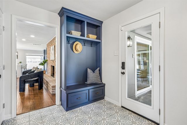 4044 Boca Bay Drive, Dallas, TX 75244