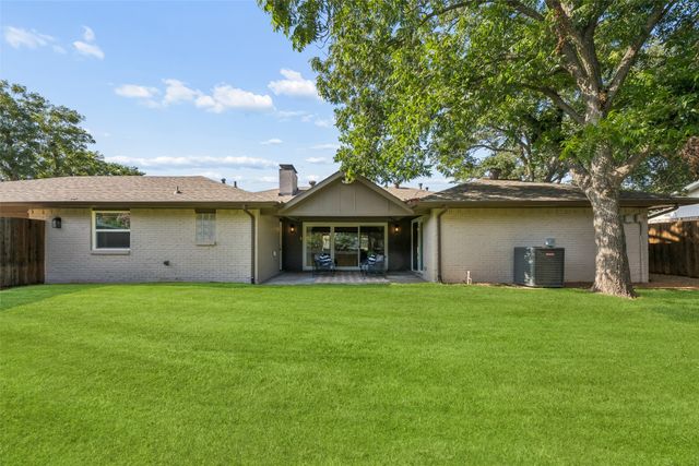 4044 Boca Bay Drive, Dallas, TX 75244