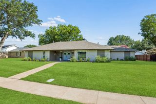 4044 Boca Bay Drive, Dallas, TX 75244