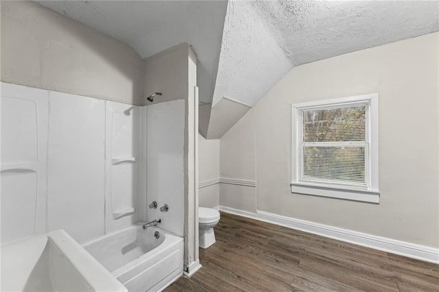 2519 Montgall Avenue, Kansas City, MO 64127