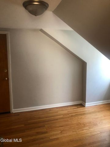 718 Western Avenue B, Albany, NY 12203