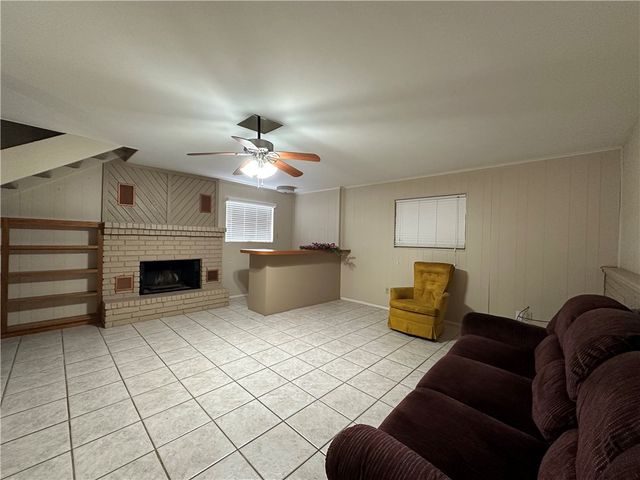 5326 Alejandro St, Corpus Christi, TX 78415