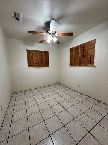 5326 Alejandro St, Corpus Christi, TX 78415